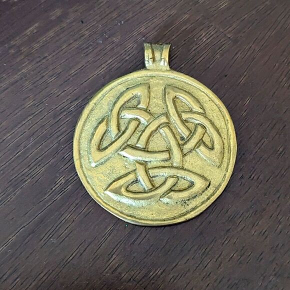 Handmade Solid Metal Celtic Knot Pendant - Picture 2 of 8